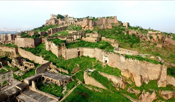 Featured Image of Golconda Fort